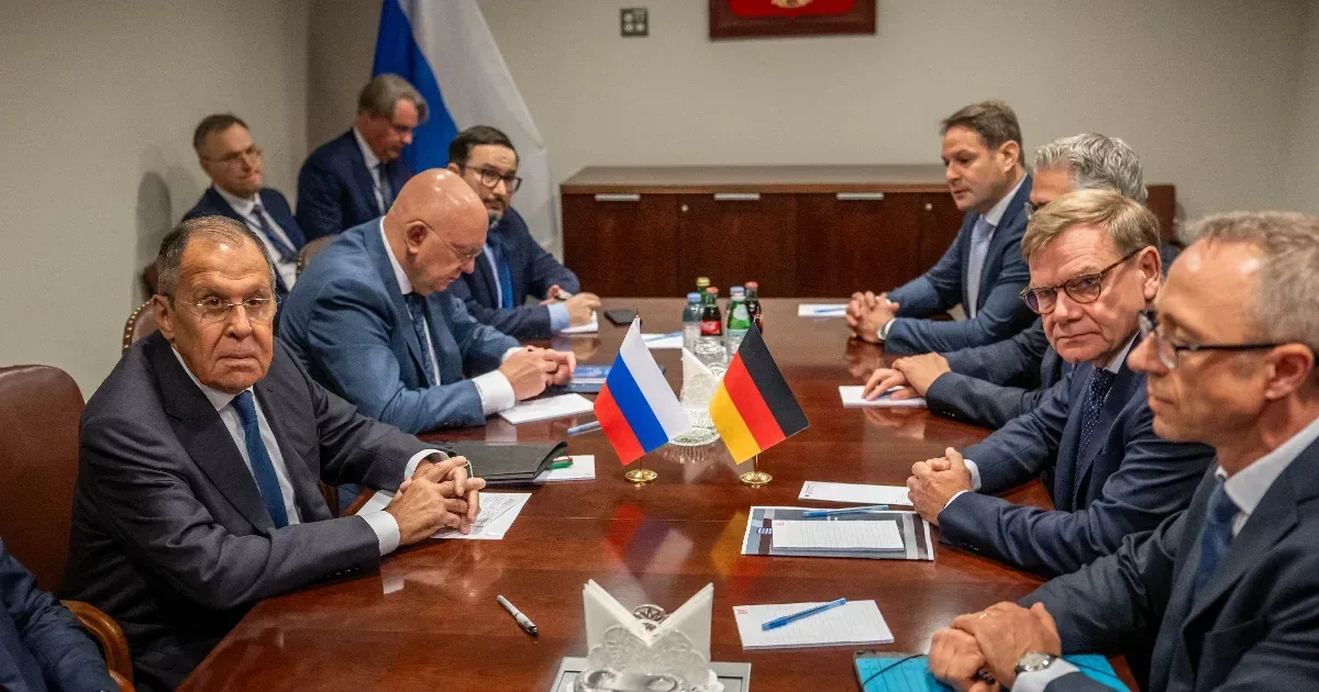 Először tárgyalt német kollégájával az orosz külügyminiszter Ukrajna lerohanása óta