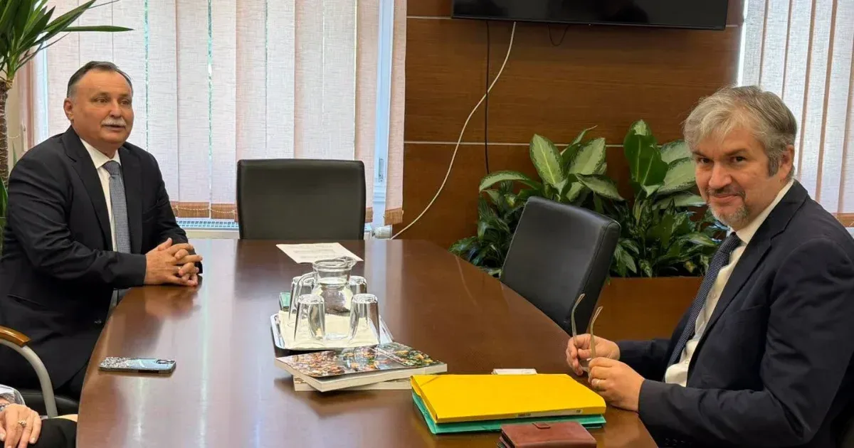 Hadházy Ákos felkereste Gajdos Lászlót a minisztériumában