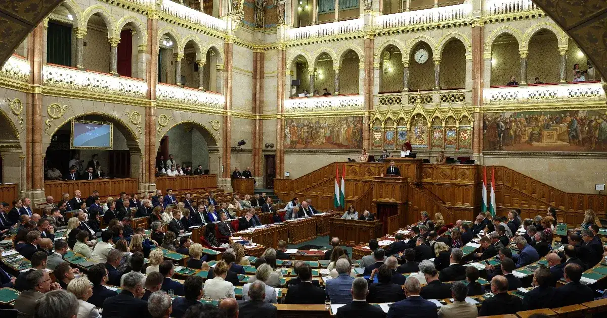Kedden szavaz az új alkotmánybírókról a parlament