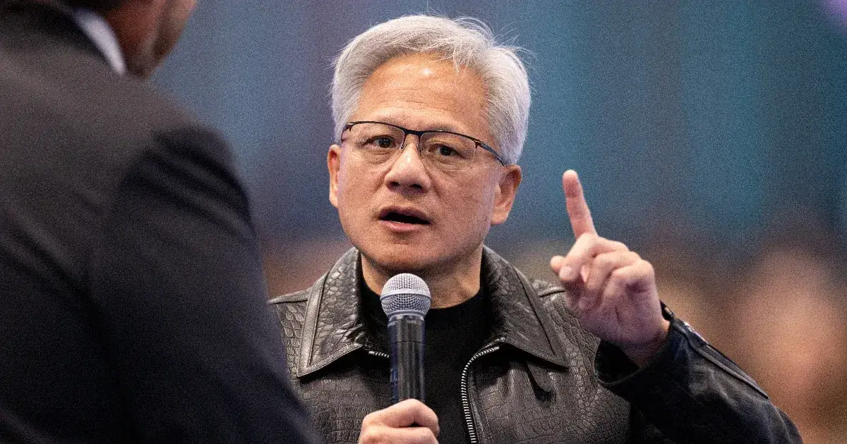 Nvidia vezér: nincs szükség az MI-fejlesztések szabályozási lassítására