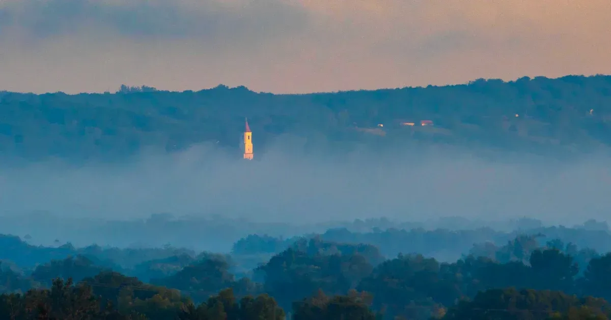Reggel kell a kabát, délután már a pulcsi is sok? Marad a nagy hőingás