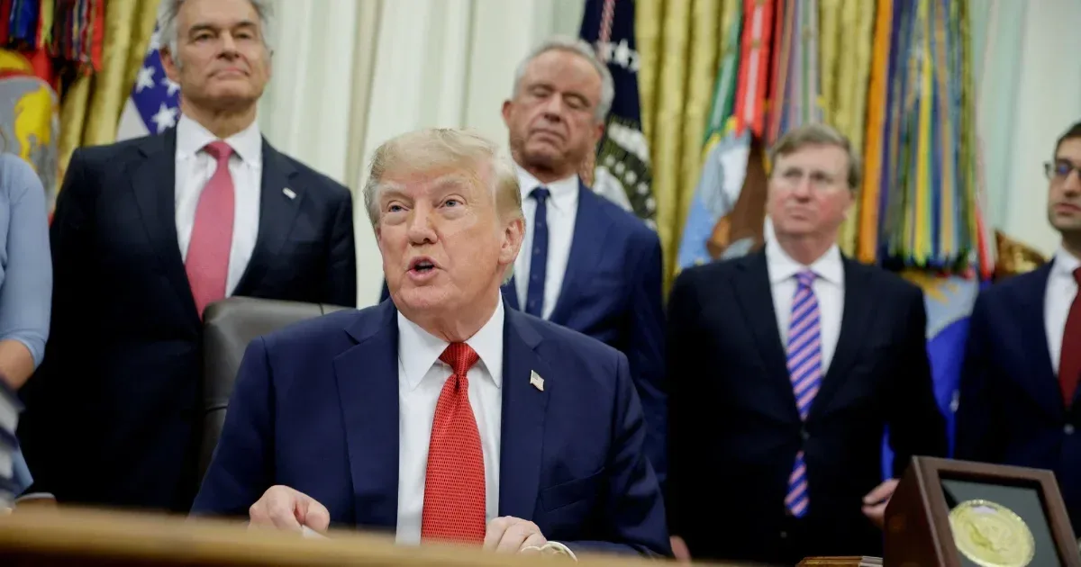 Trump aláírta, jönnek az amerikai szankciók Oroszország ellen