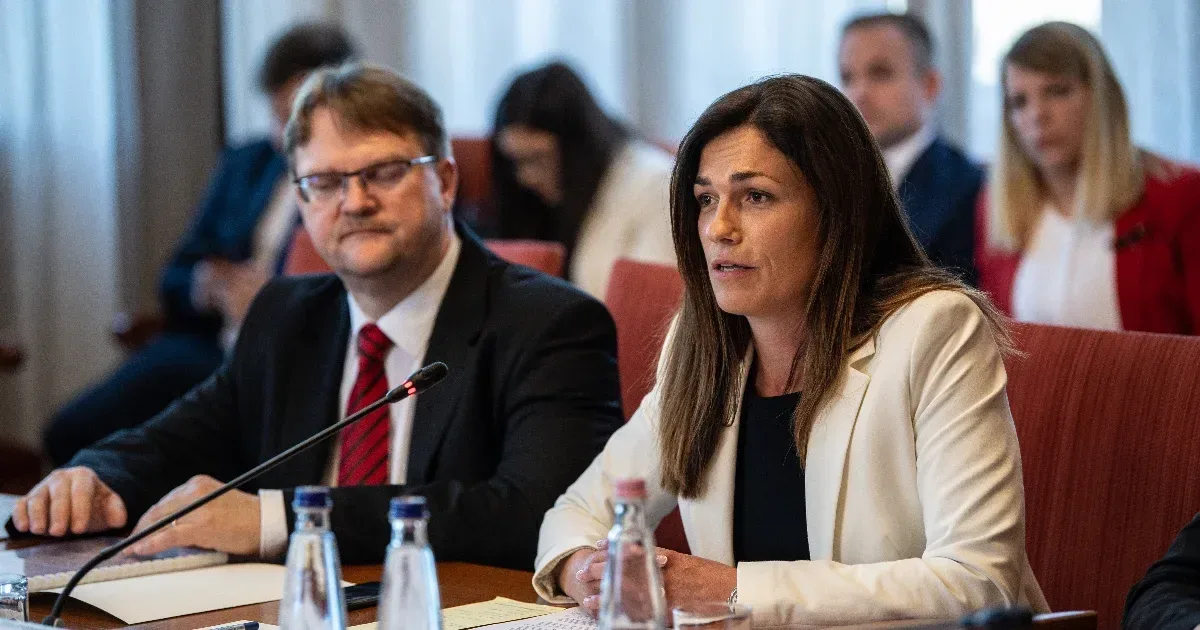 Varga és Rogán meghallgatását kéri a végrehajtási bizottság