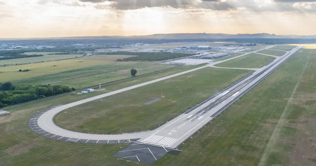 Wizz Air gép nem szállt fel egy telefonbetyár gyerek miatt
