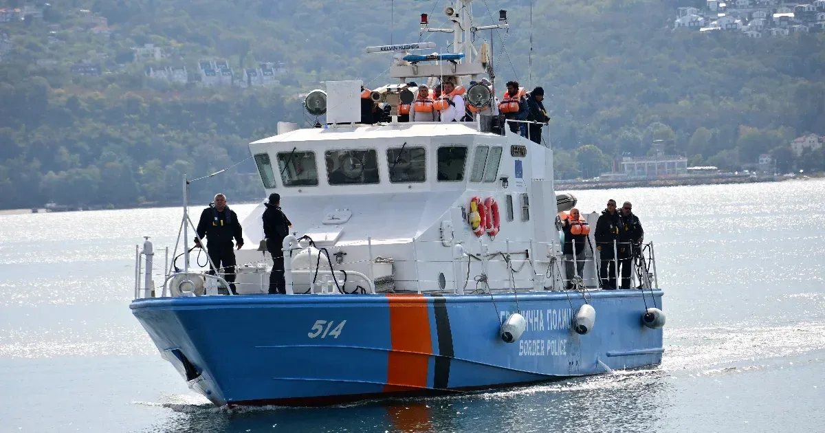 11 tengerész eltűnt, miután drón elsüllyesztette hajójukat a Fekete-tengeren