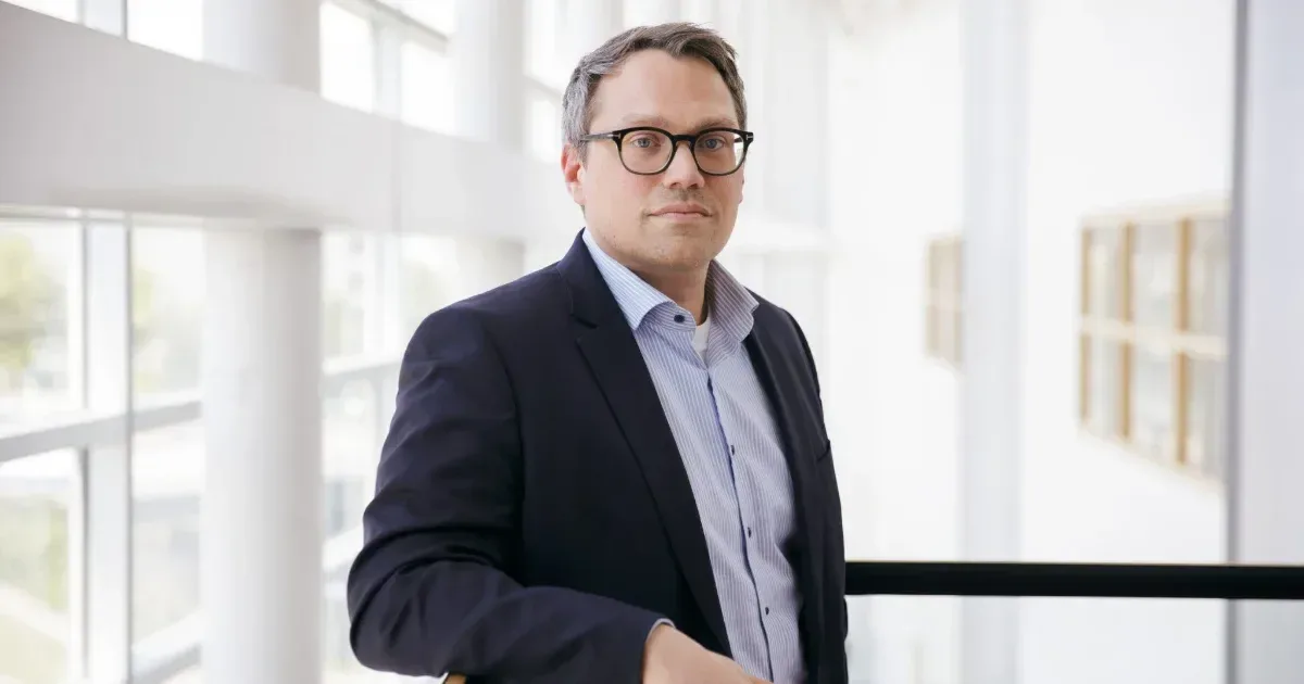 A bíróságok nem lehetnek a kritikusok elhallgattatásának eszközei