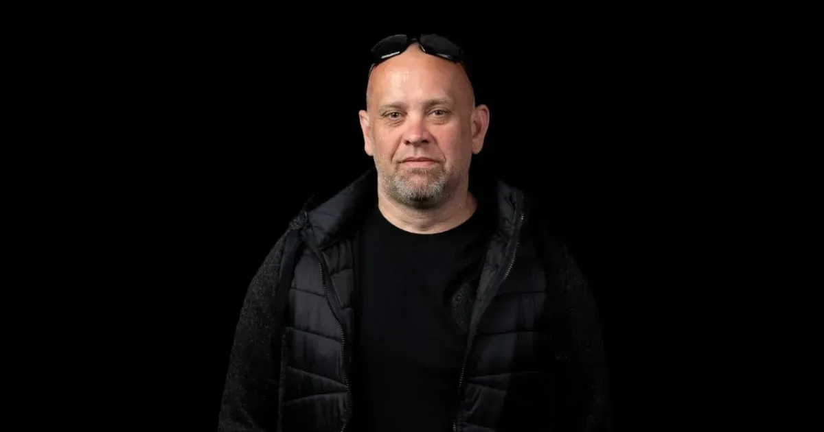 Fél disznót és névre szóló hentesbárdot kap a legfurcsább irodalmi díj nyertese