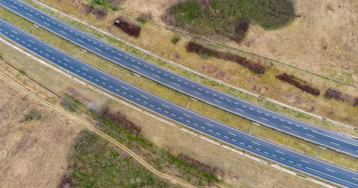 Lezárások az M1–M7 közös szakaszán: nagy dugók jönnek, de Vitézy szerint muszáj felújítani