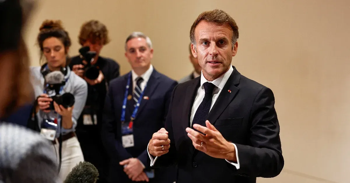 Macron: Elfogadhatatlan és ostoba külföldi nyilatkozatok a zavargásokról