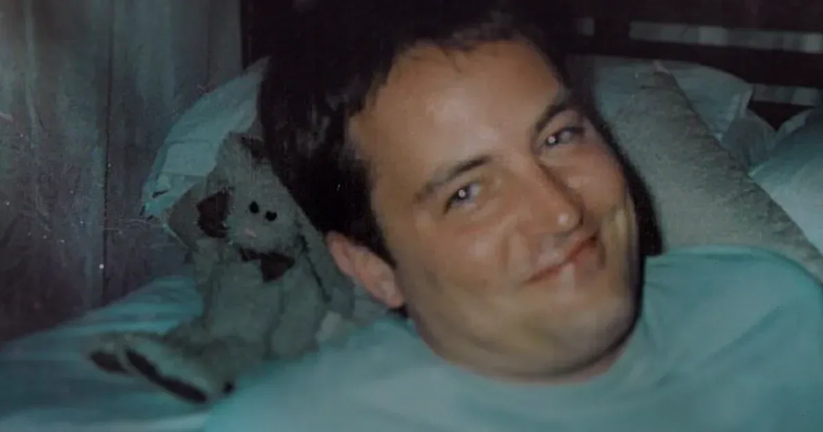 Matthew Perry soha nem szabadult meg függőségeitől