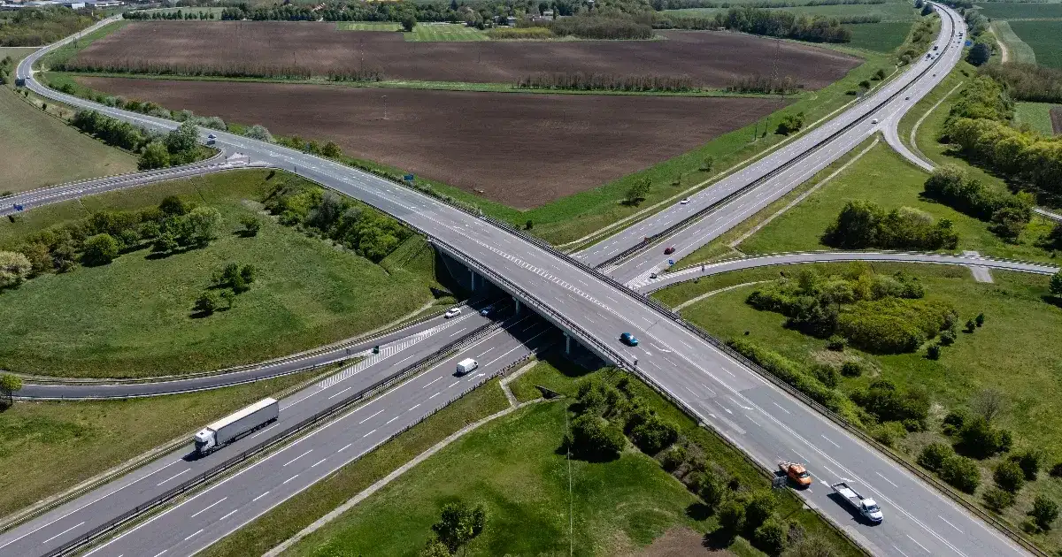 Megállapodást kötött a minisztérium az M6-os üzemeltetéséről