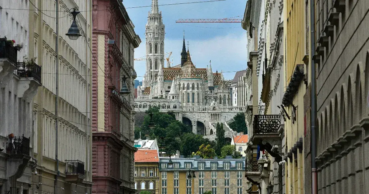 Nehéz elkapni a feketéző lakáskiadókat, de hamarosan nagy változás jöhet