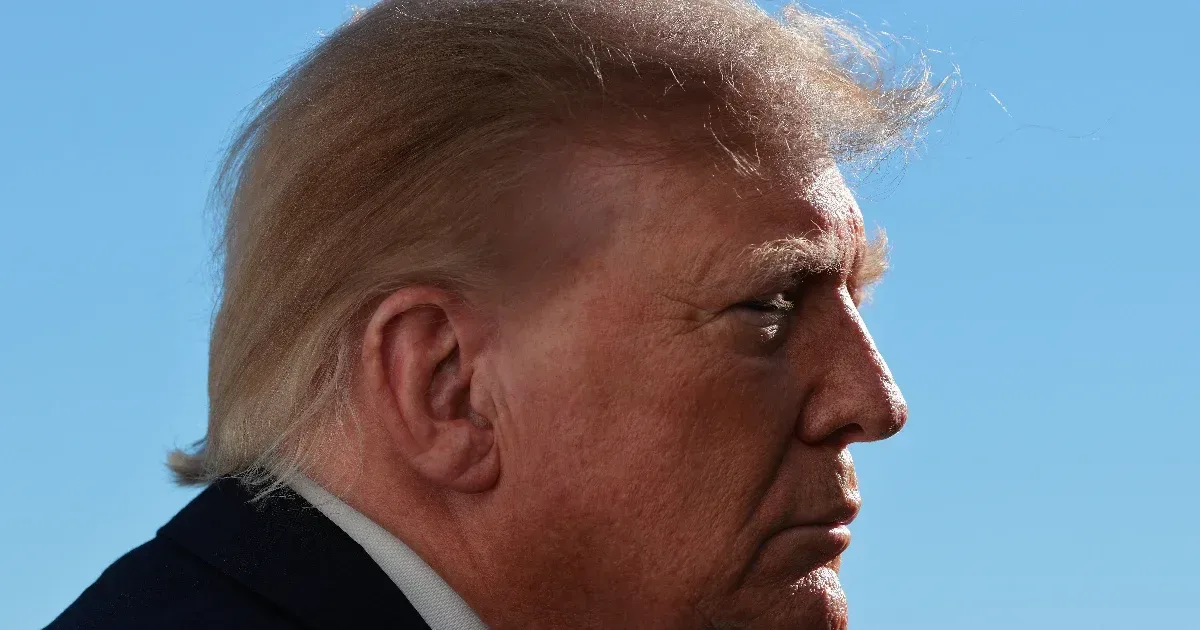 Trump: Ha Zelenszkij hallgatott volna rám, egymillió ember élne az ő oldalukon