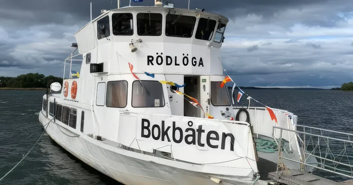 Úszó könyvtárak az irodalom zászlaja alatt