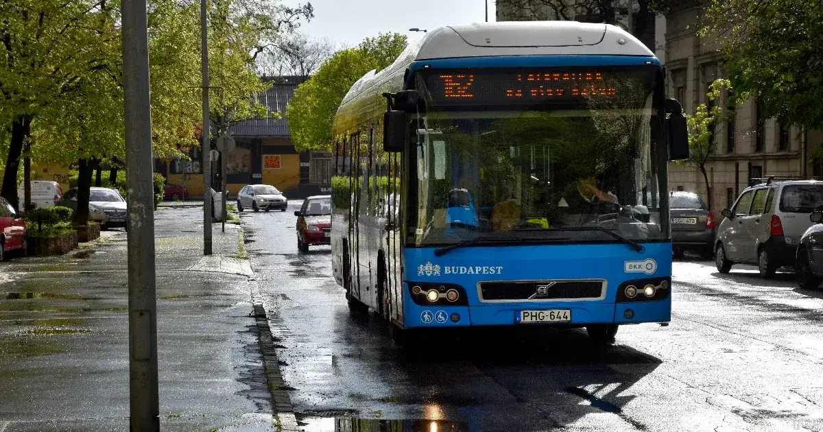 Vasárnap néhol még a nap is kisüt az égen