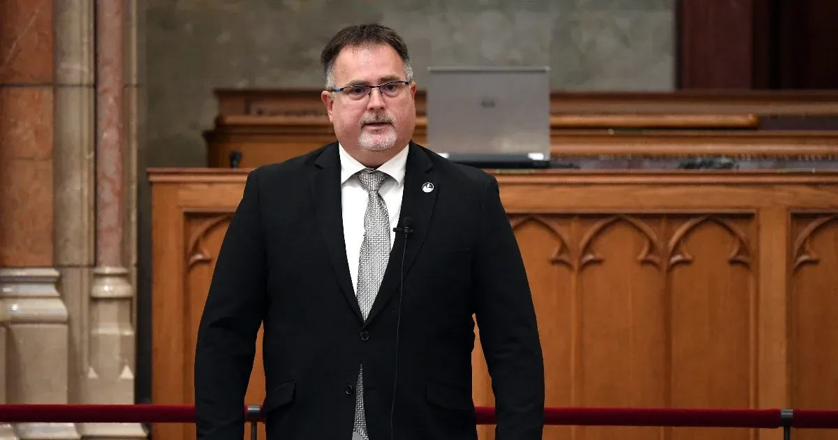 Windisch László levélben panaszkodik a köztársasági elnöknek Magyar Péter miatt